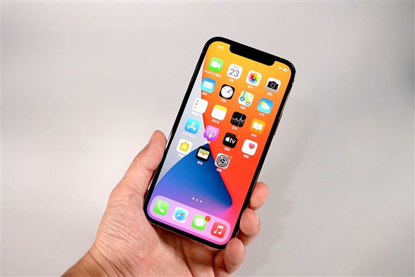 定日苹果手机维修分享iOS 14.2修订版已到，专属iPhone 12系列 